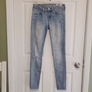 American Eagle Outfitters Low Rise Women's Light Blue "Long"  Skinny Jeans